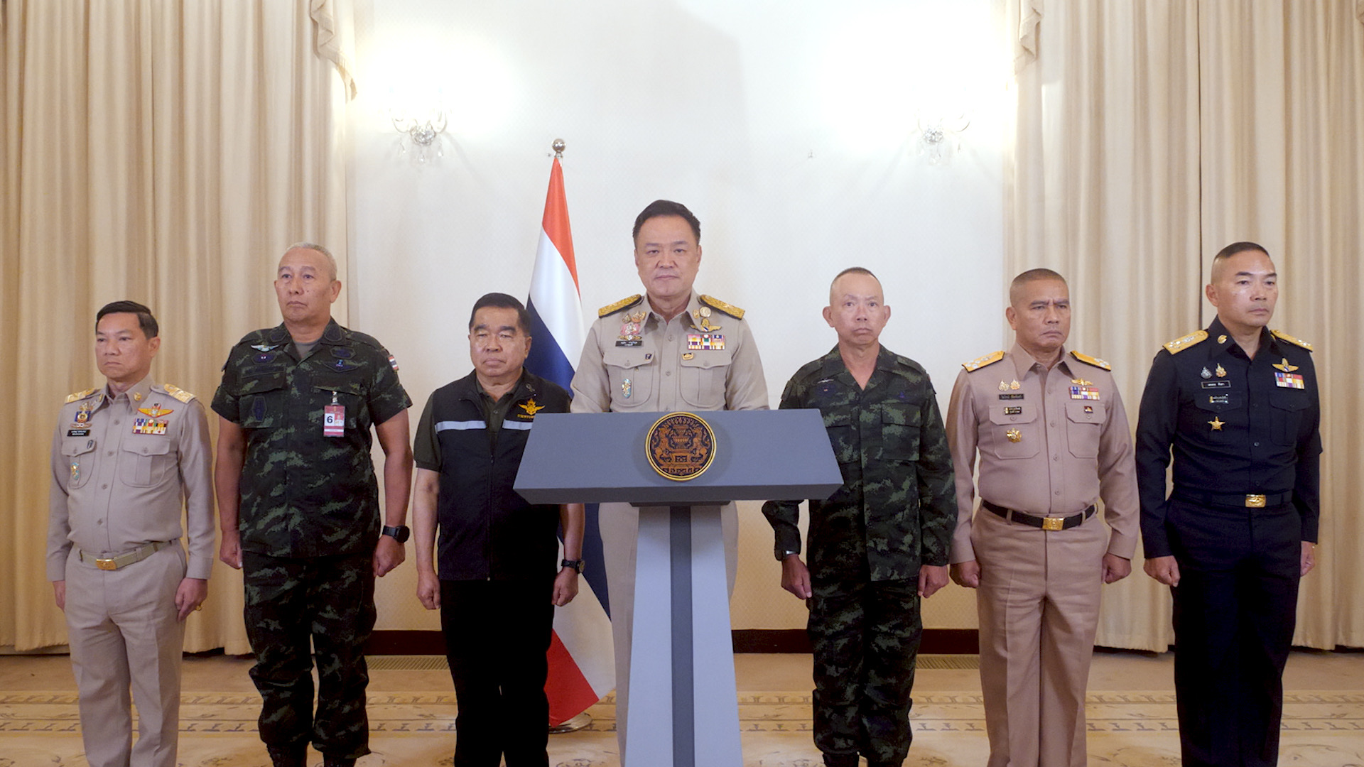 Prime Minister Pledges to Fully Protect Thailand&rsquo;s Sovereignty over Thai-Cambodian Armed Clashes