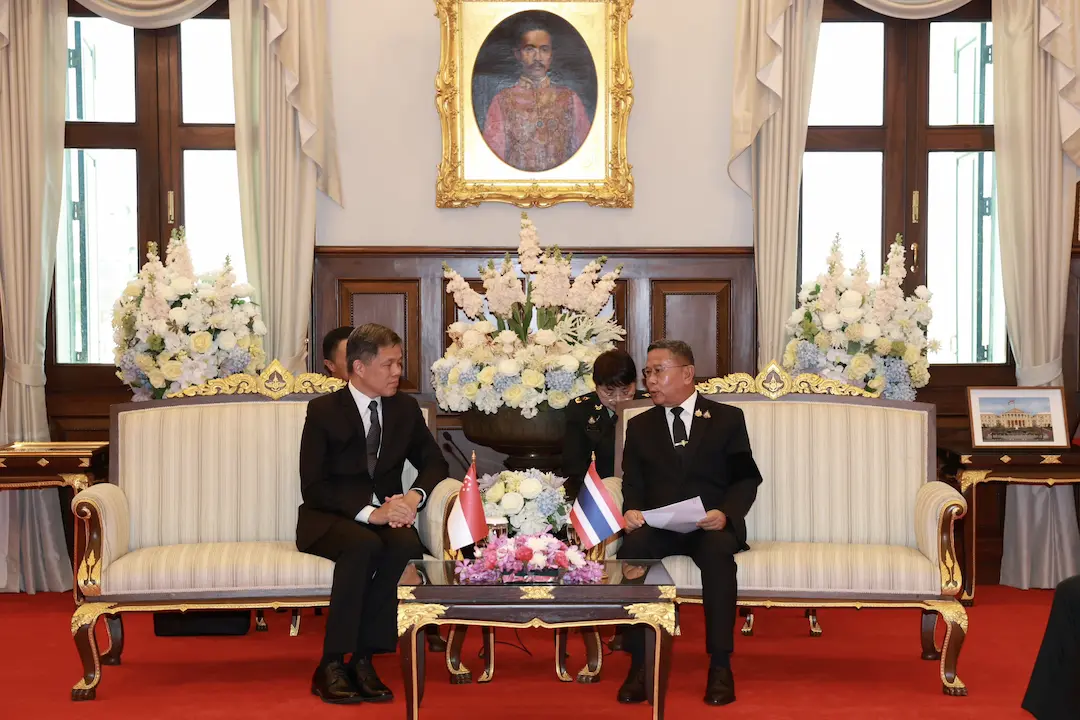 Defence Minister Adul Welcomes Singapore Defence Minister for First Official Visit