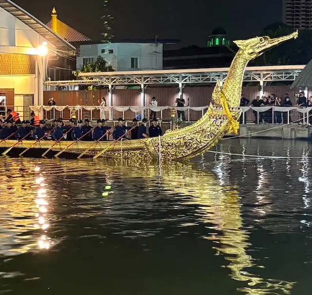 Royal Barge Suphannahong Launched for Royal Procession